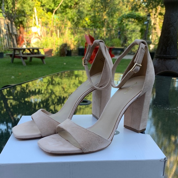 NEW NEVER WORN Aldo heels - Picture 1 of 4